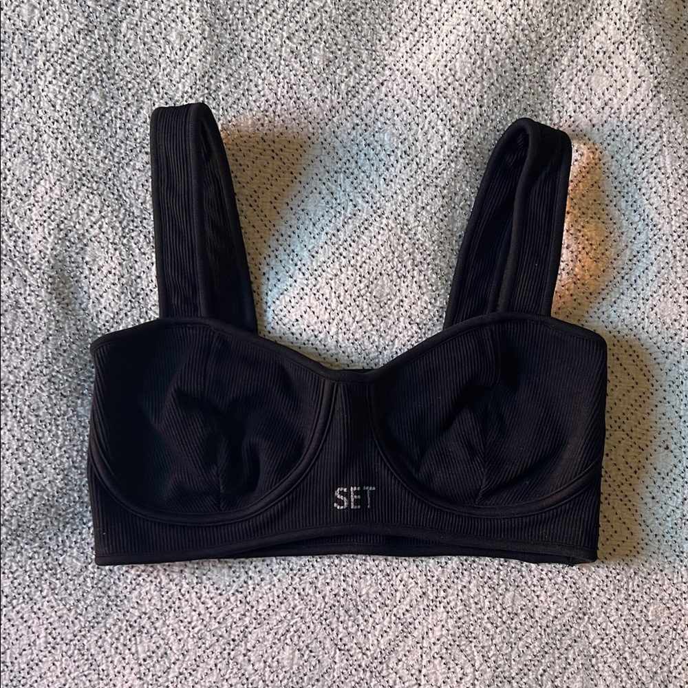 SET Active Black Sculptflex Ribbed Balconette Style Sports Bra